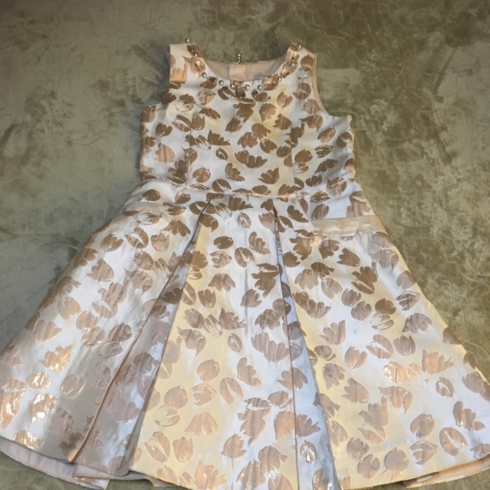 Golden dress